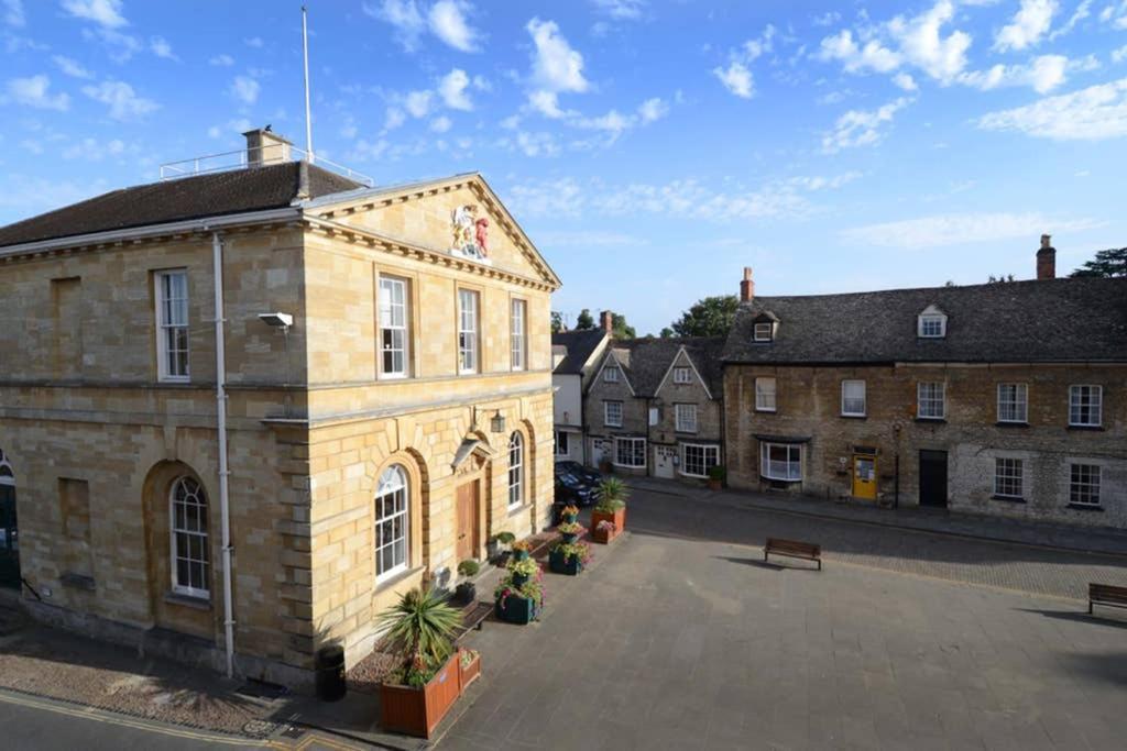 Oxfordshire Living - The Spencer Apartment - Woodstock Exteriér fotografie